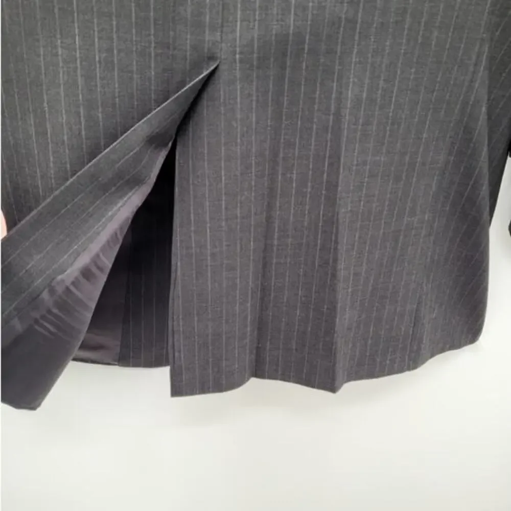 Barneys New York‎ Gray Pin Stripe Two Button Single Breasted Men's Suit Jacket